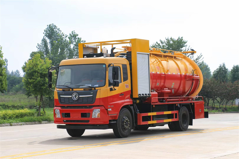 市?搶政?修，救險排澇利器東風天錦清洗吸污車，市面上最暢?的銷?車型