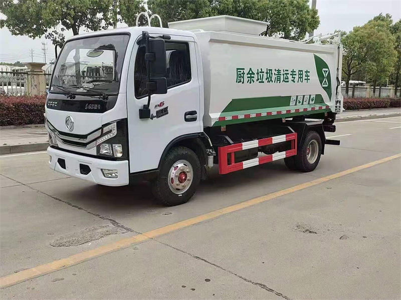 藍(lán)牌東風(fēng)7.3方廚余垃圾車(chē)