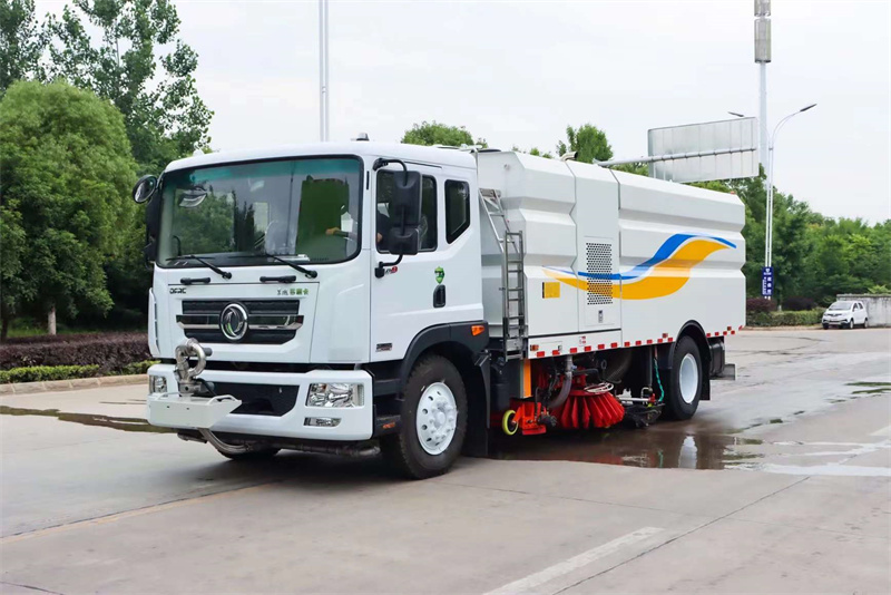 東風(fēng)D9深度路面清掃保潔車(chē)