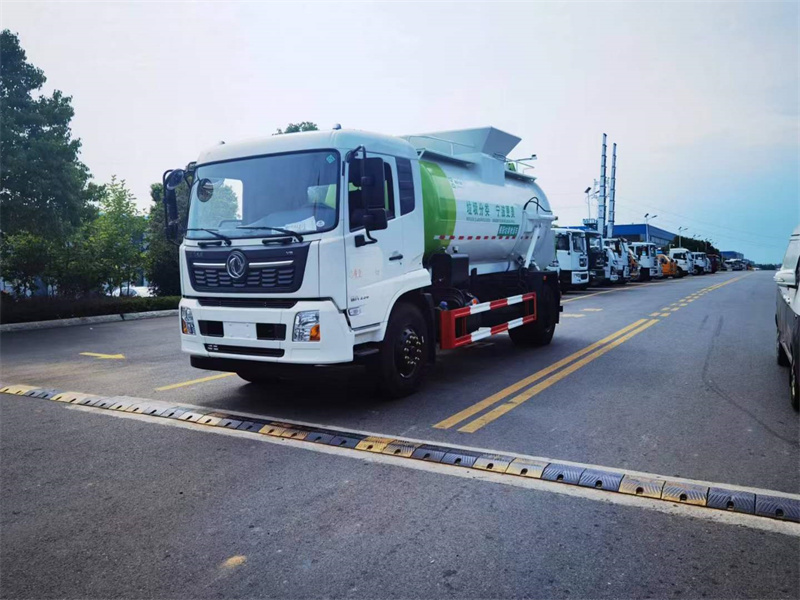 東風(fēng)天錦12方餐廚垃圾車(chē)