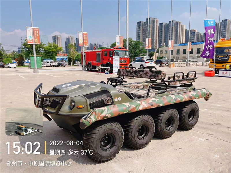 程力集團(tuán)工程救險車參展鄭州國際消防安全暨應(yīng)急產(chǎn)業(yè)博覽會